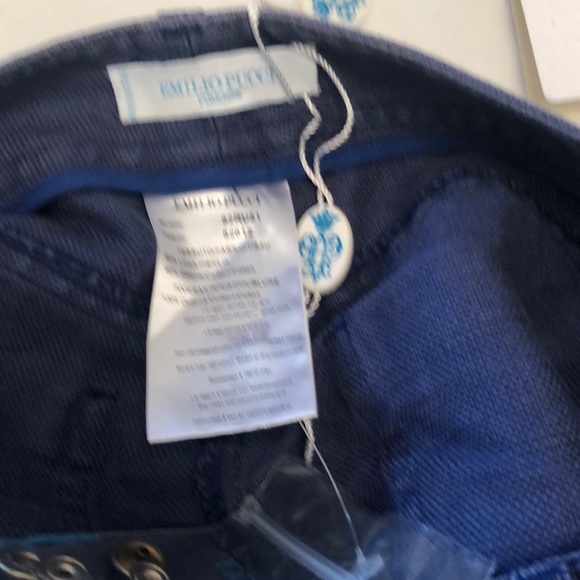 Emilio Pucci short shorts. Sz 6 - Picture 4 of 4